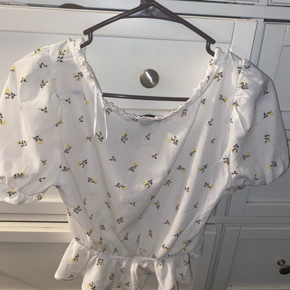 Charlotte Russe shirt - Picture 3 of 4